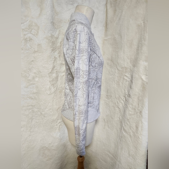 Lululemon RARE Vine Print Jacket Size 6 Yoga Poses Athletic Full Zip Fitness - Picture 2 of 12